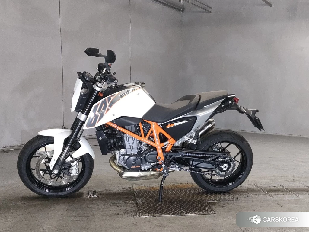 Проданный KTM 690 DUKE 2013 из Японии, фото 2