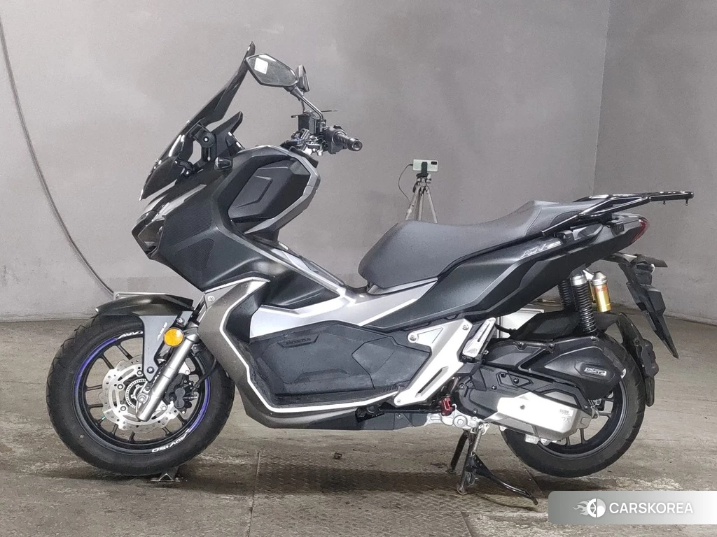 Проданный Honda ADV150 2019 из Японии