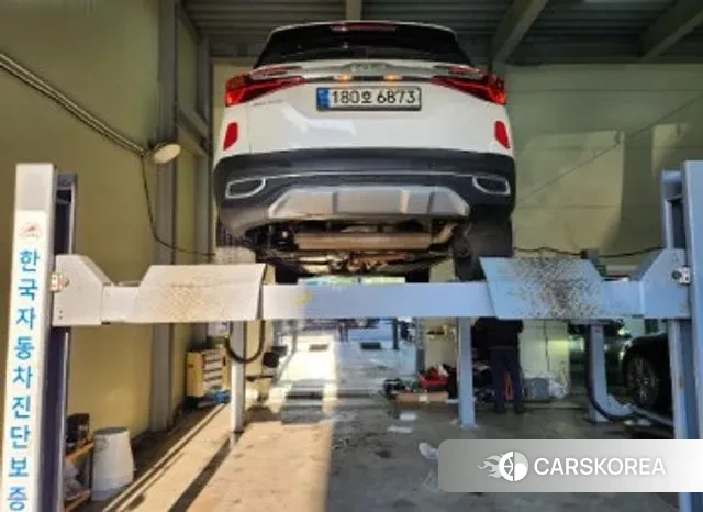 Kia Seltos 2022 Белый из Кореи, фото 2