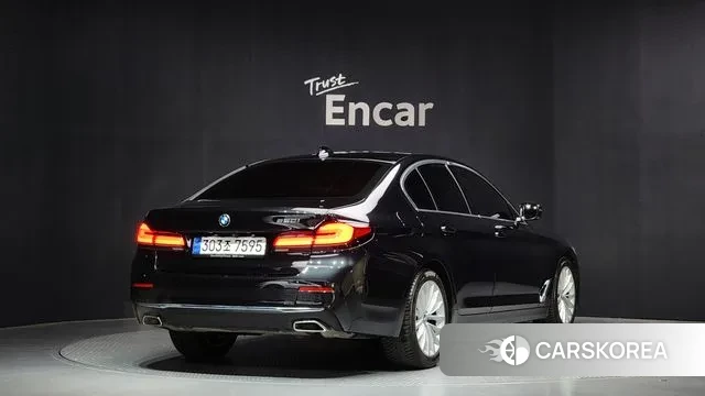 BMW 5 Series (G30) id 3432298 из Кореи 12