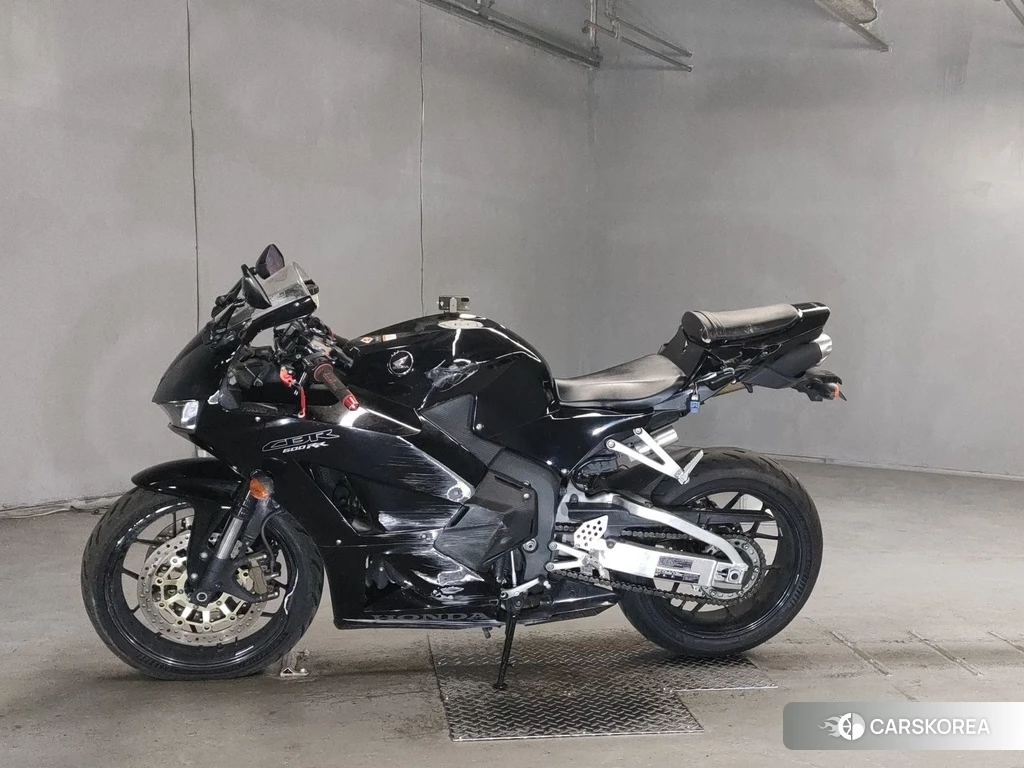 Проданный Honda CBR600RR 2016 из Японии
