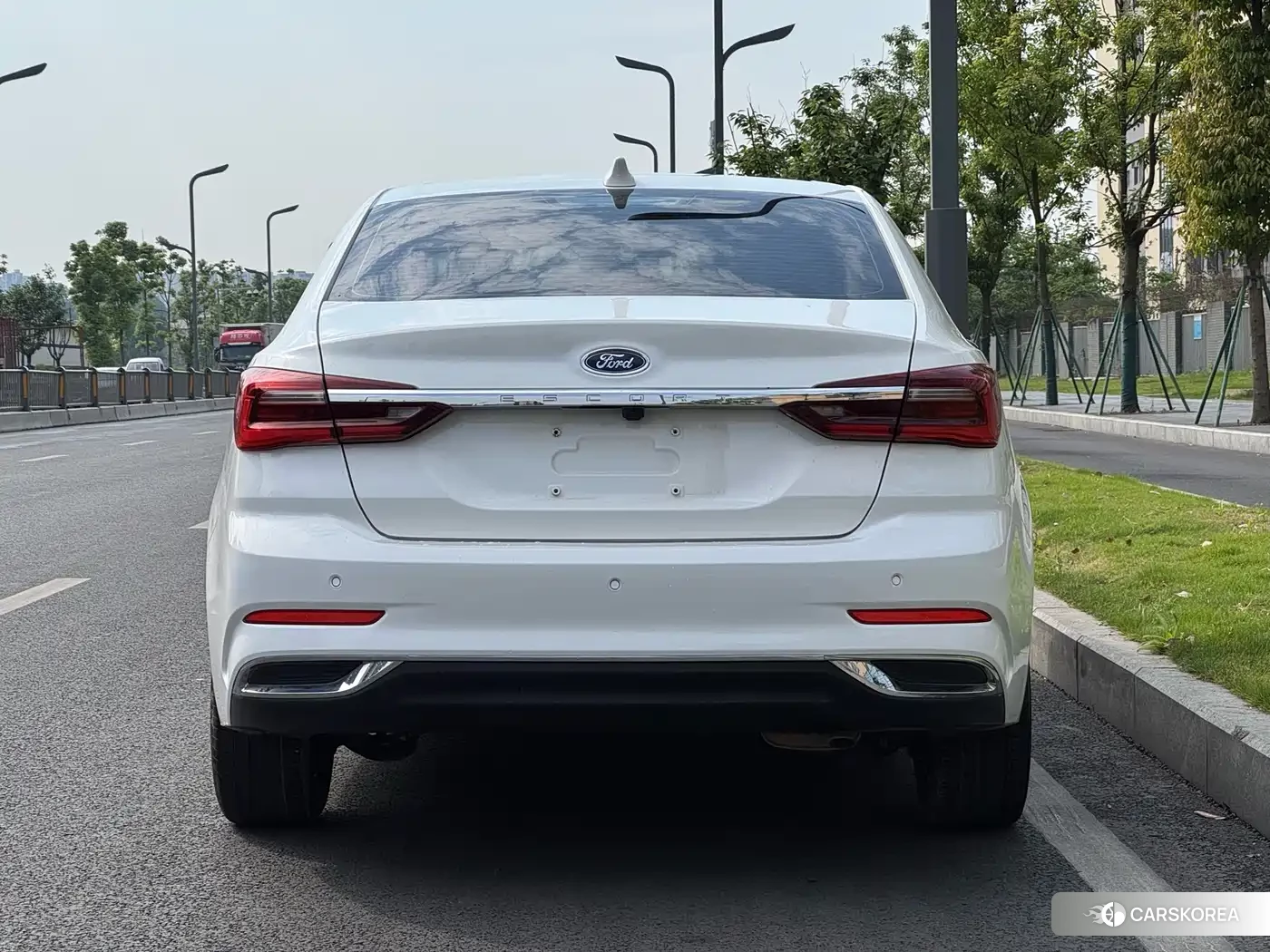 Ford Escort id 4622547 из Китая 8