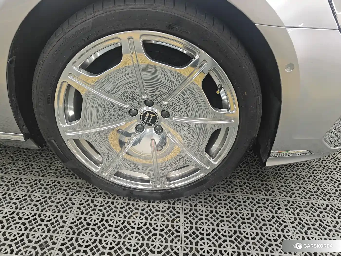 Audi A8 2022 Черный из Китая, фото 5
