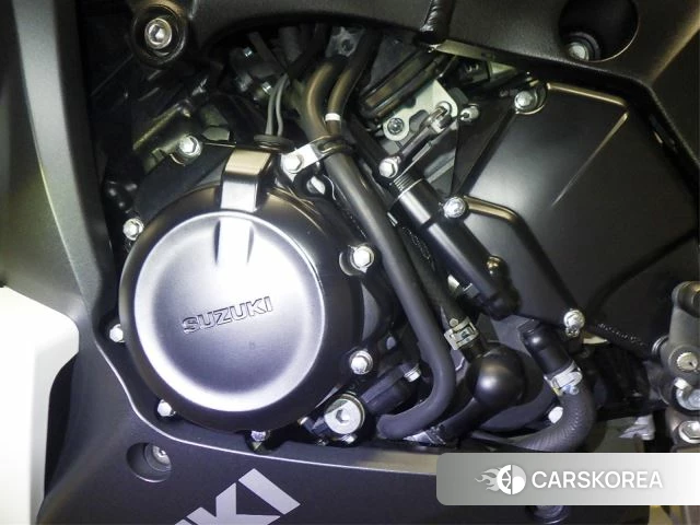Engine photo