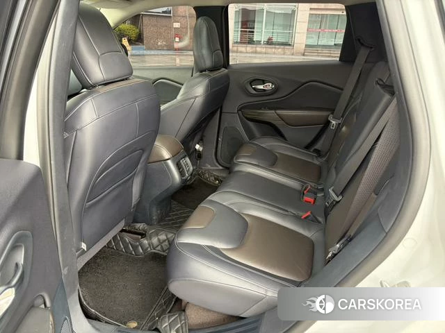 Jeep Free light id 4253277 из Китая 10