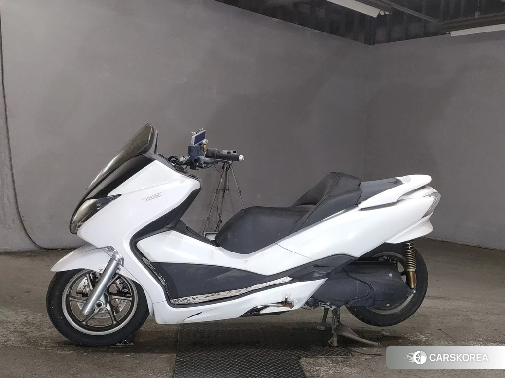 Проданный Honda FORZA Z 2010 из Японии
