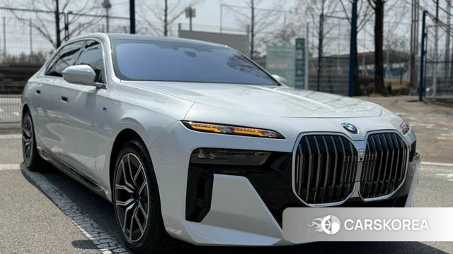 BMW 7 Series (G70) id 3841407 из Кореи 12