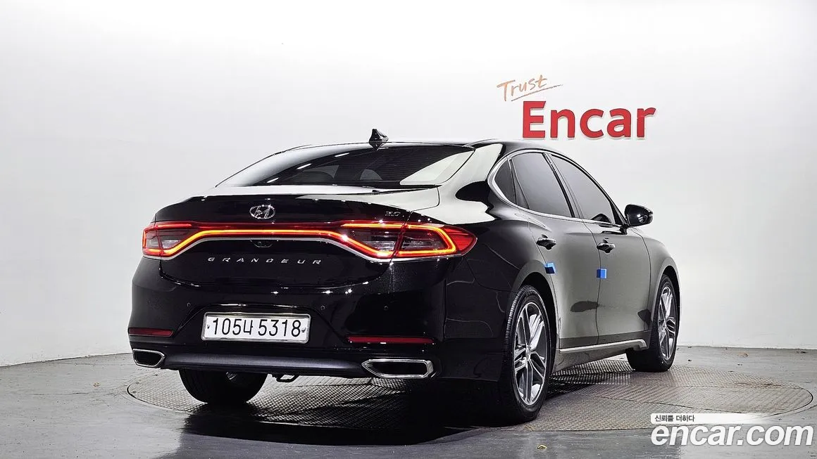 Hyundai Grandeur IG id 2156383 из Кореи 12