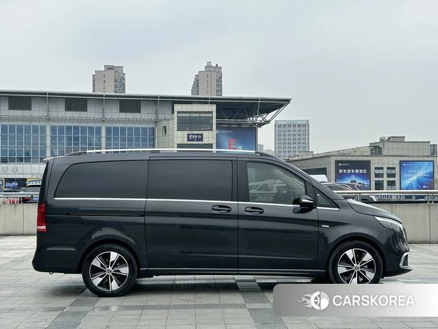 Mercedes-Benz V-class 2023 Черный из Китая, фото 5