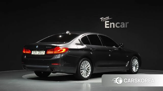 BMW 5 Series (G30) id 4662968 из Кореи 12