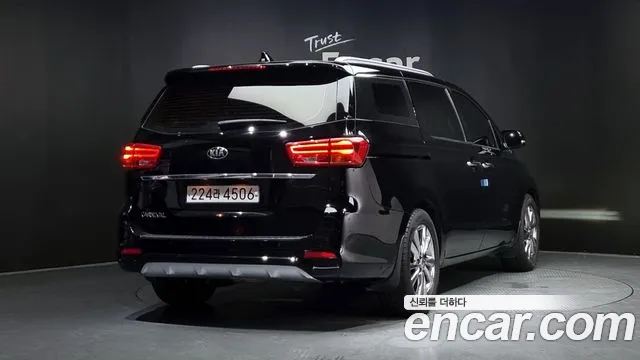 Kia The New Carnival id 2839527 из Кореи 12