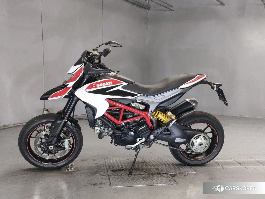 Проданный Ducati HYPERMOTARD 820 SP 2013 из Японии