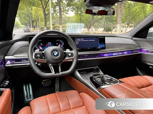 BMW 7 series 2023 Темно-серый из Китая, фото 2