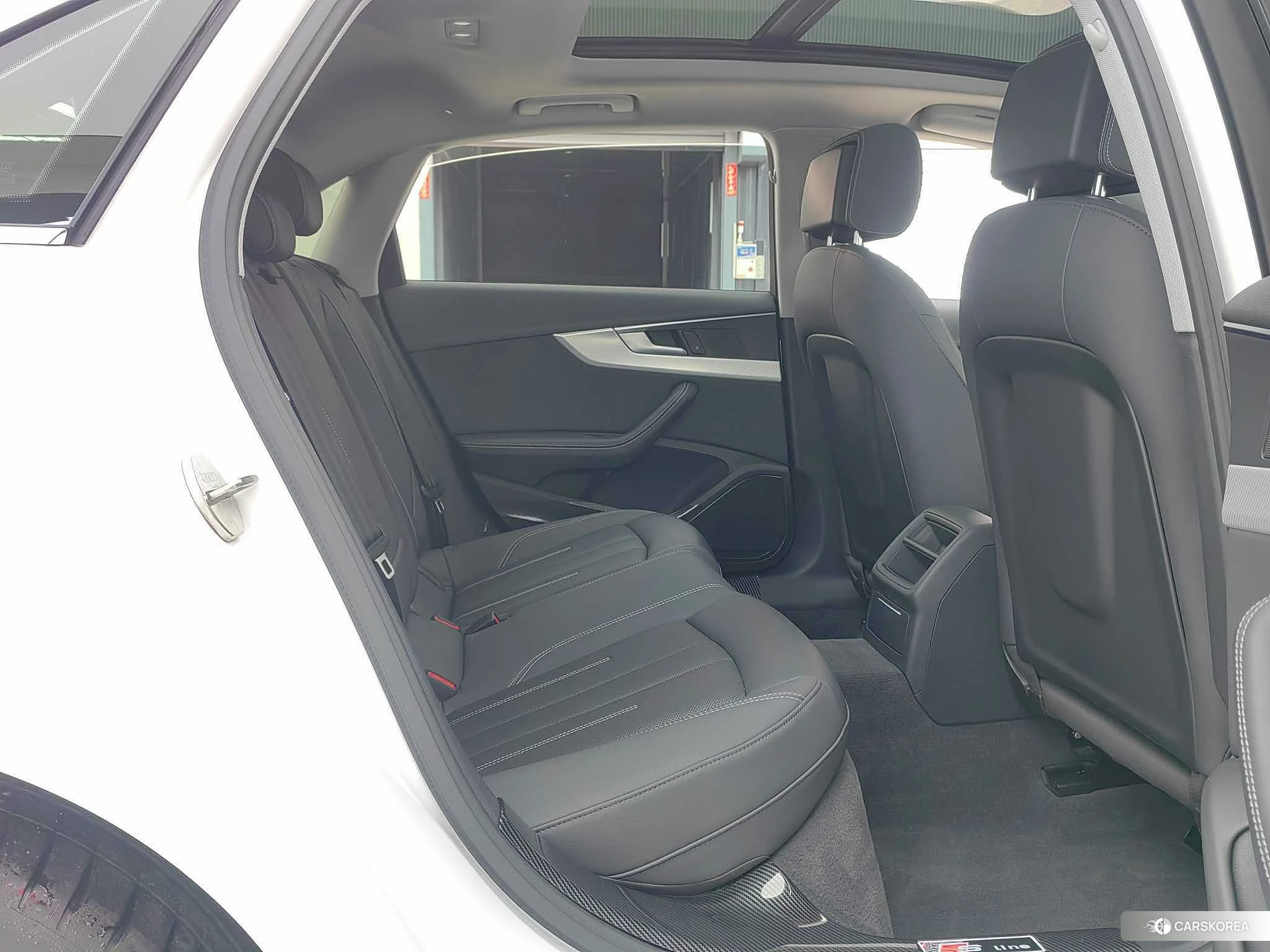 Audi A4L 2020 Белый из Китая, фото 6