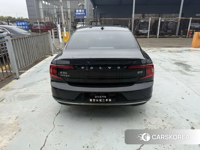 Volvo S90 2022 Черный из Китая, фото 6