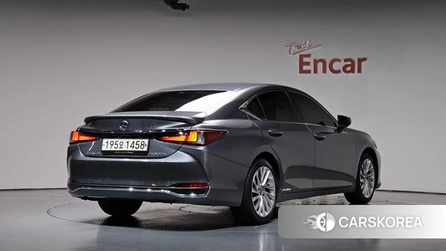 Lexus ES300h 7th generation id 4703050 из Кореи 12
