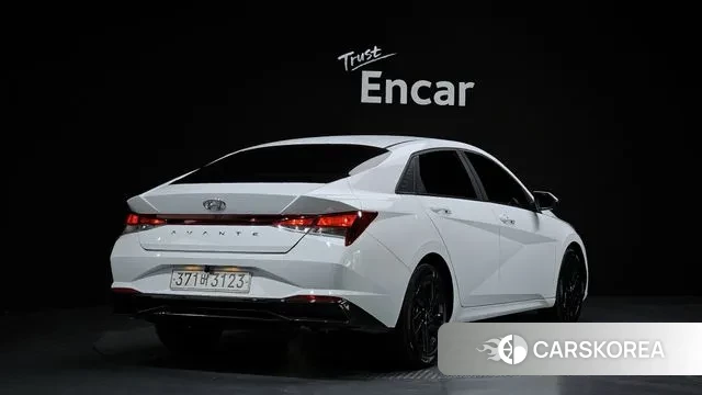 Hyundai Avante Hybrid (CN7) id 3437469 из Кореи 12