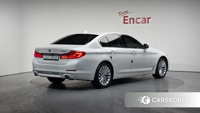 BMW 5 Series (G30) id 3494414 из Кореи 12