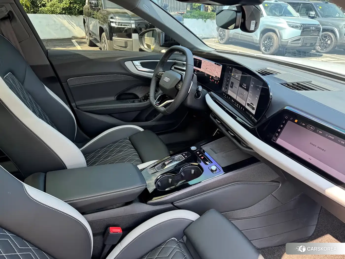 Audi A5L id 4644489 из Китая 12