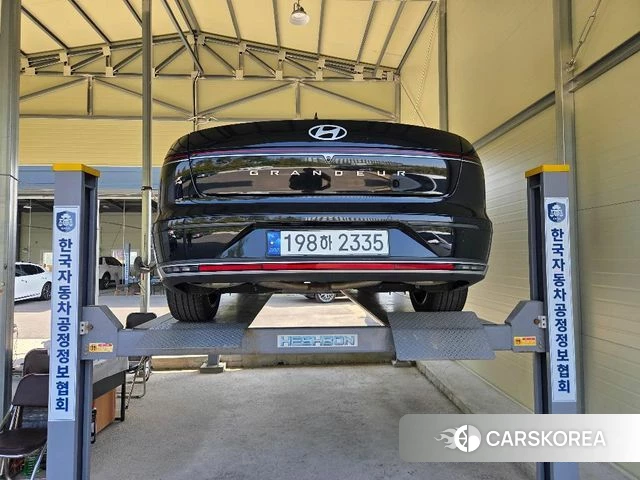 Hyundai Grandeur (GN7) 2023 Черный из Кореи, фото 2