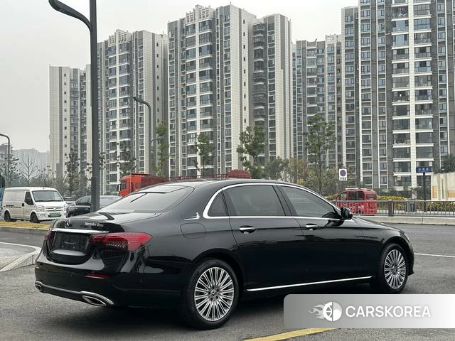 Mercedes-Benz E-class id 4264920 из Китая 7