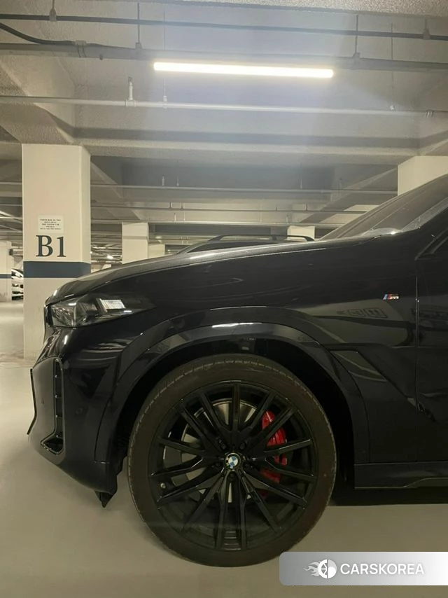 BMW X6 (G06) 2025 Черный из Кореи, фото 2