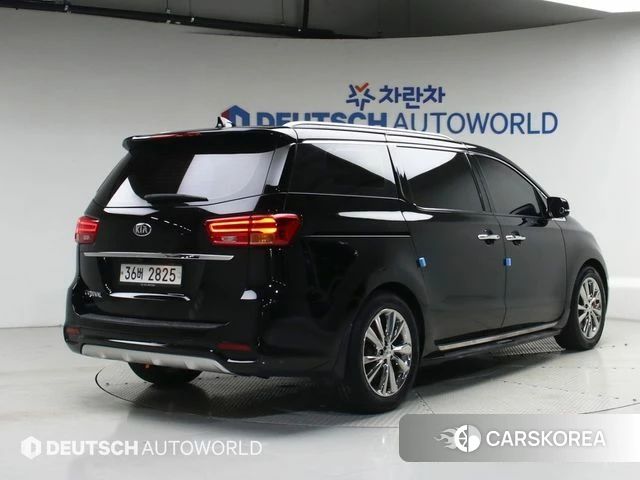 Kia The New Carnival id 4596318 из Кореи 12