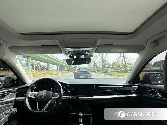 Volkswagen Passat 2021 Черный из Китая, фото 2