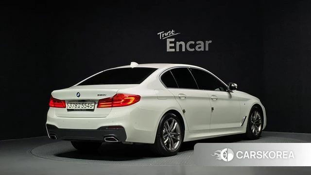BMW 5 Series (G30) id 4864930 из Кореи 12