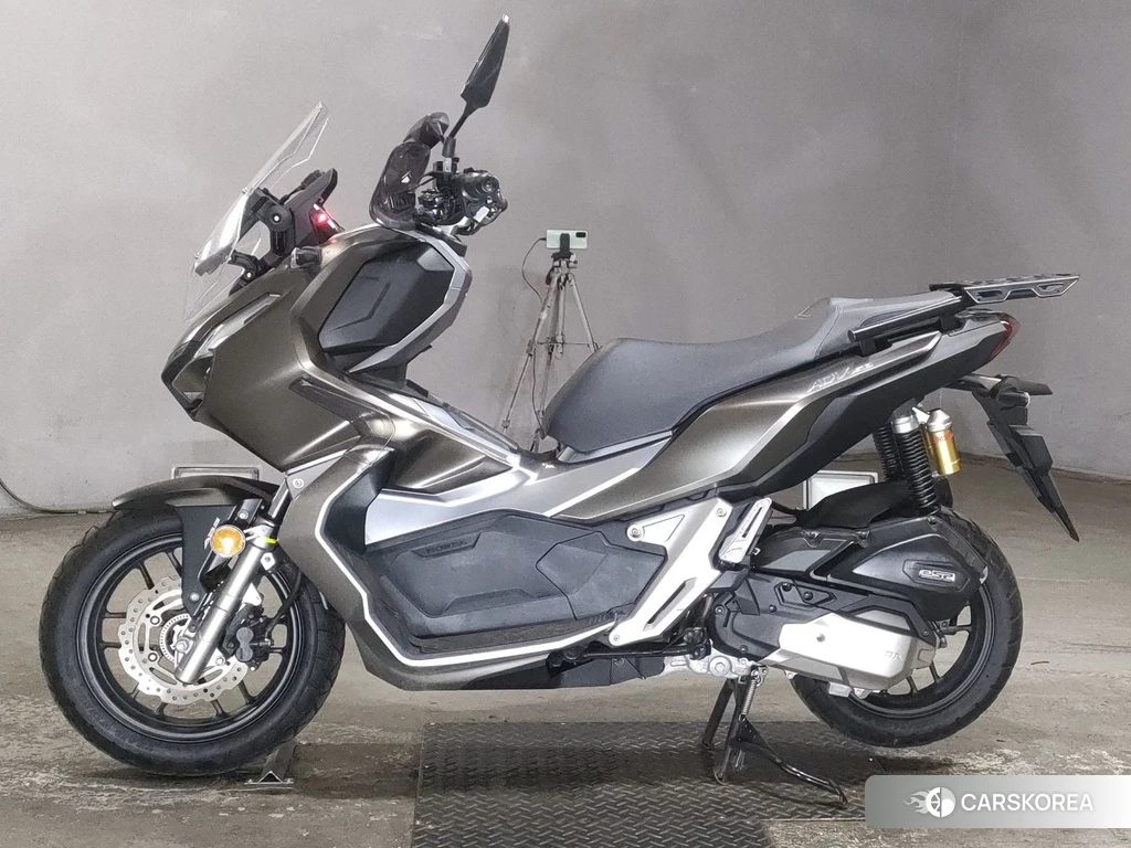 Проданный Honda ADV150 id 4176767 из Японии