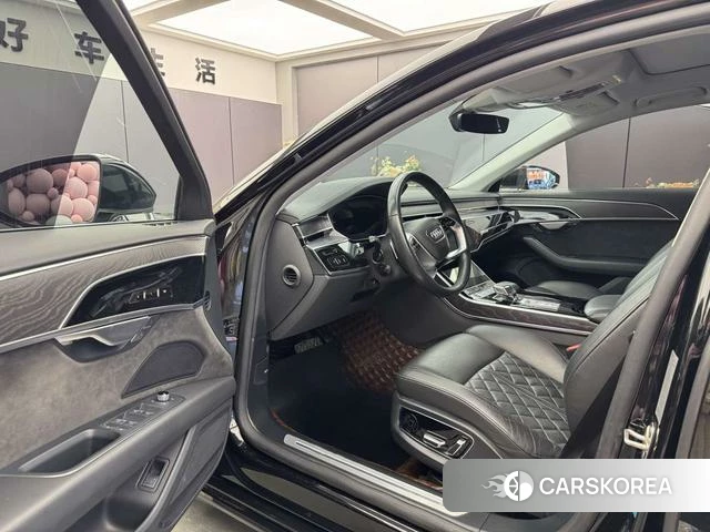Audi A8 2021 Черный из Китая, фото 2