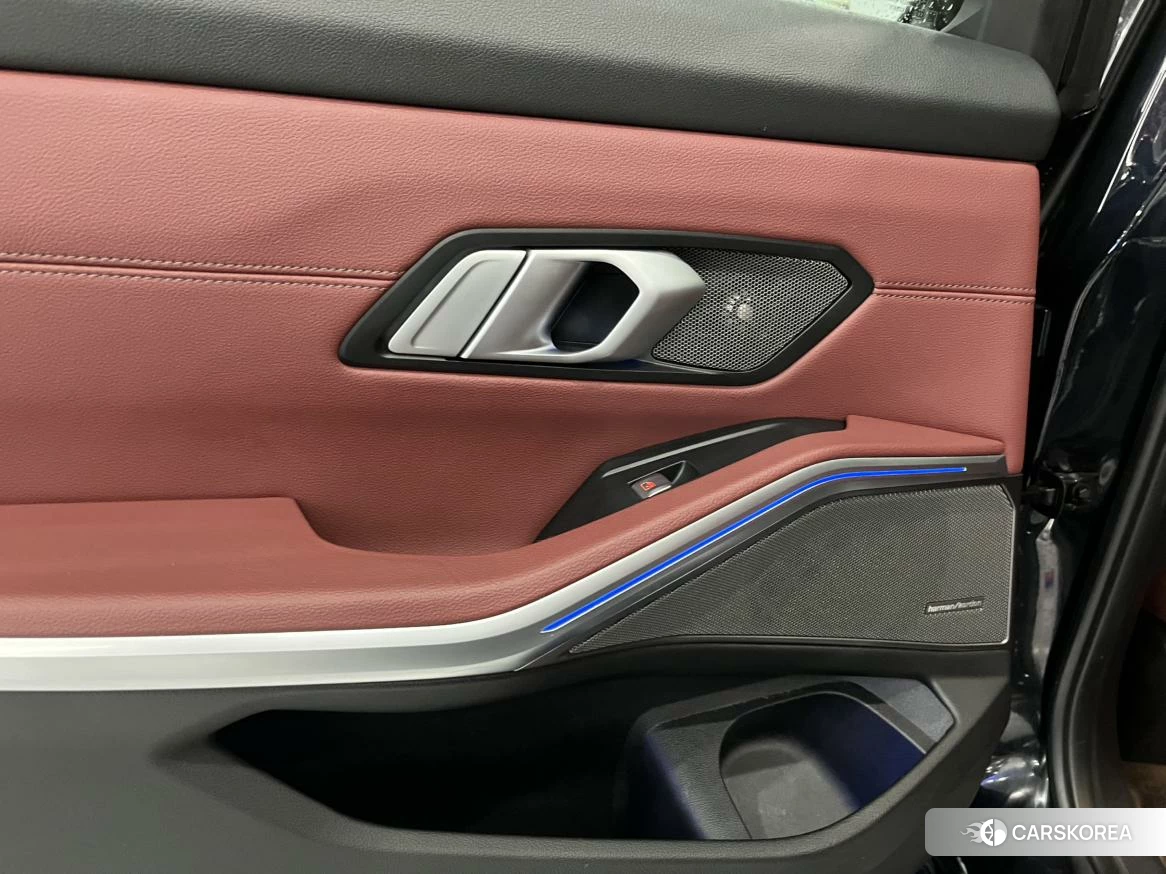BMW 3 series id 4413343 из Китая 9
