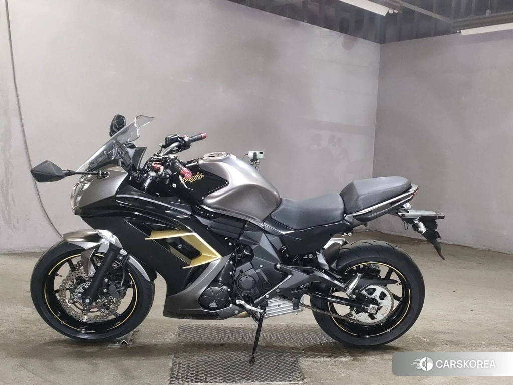 Проданный Kawasaki NINJA 400 2018 из Японии, фото 2