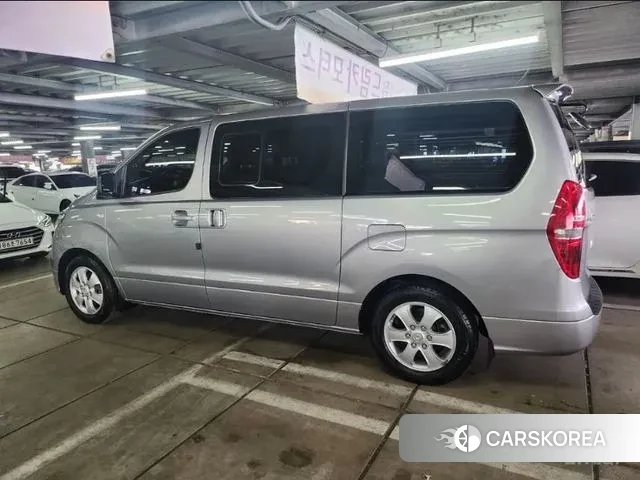 Hyundai The New Grand Starex 2020 Серебристо-серый из Кореи, фото 4