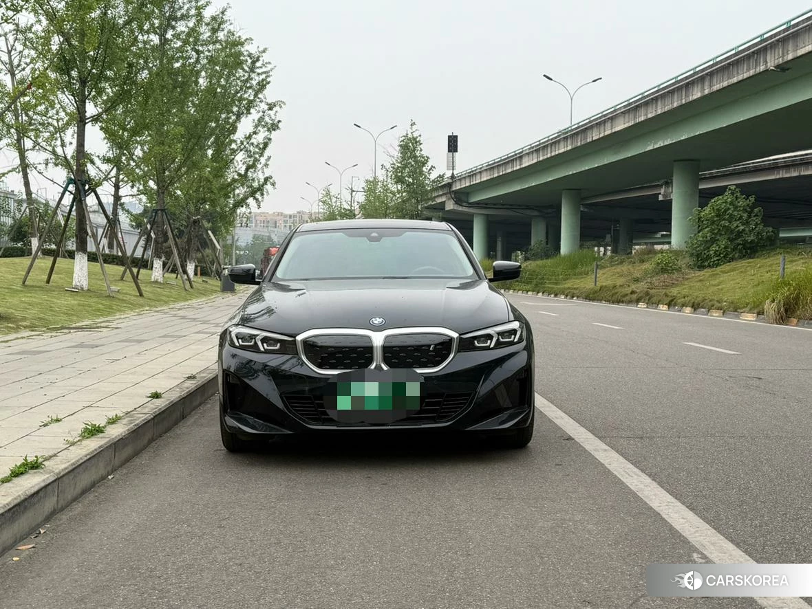 BMW i3 id 4461218 из Китая 10