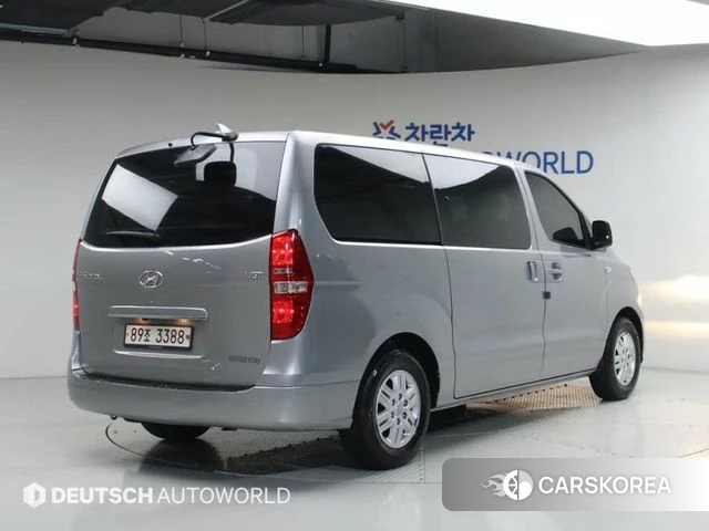 Hyundai The New Grand Starex id 3878924 из Кореи 12