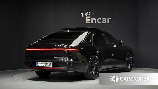 Hyundai Grandeur (GN7) id 3825992 из Кореи 12