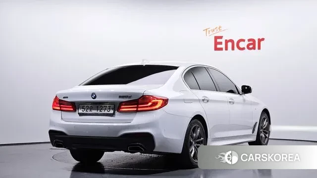 BMW 5 Series (G30) id 3345422 из Кореи 12