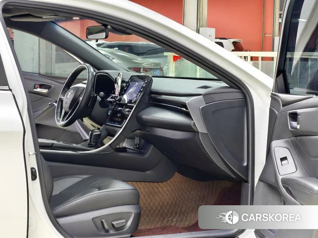 Toyota Asian dragon 2022 Белый из Китая, фото 2