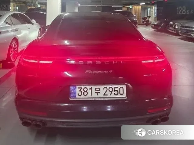 Porsche Panamera (971) 2018 Черный из Кореи, фото 2