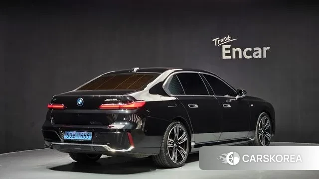 BMW i7 (G70) id 3366128 из Кореи 12