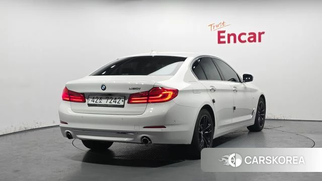 BMW 5 Series (G30) id 3845690 из Кореи 12