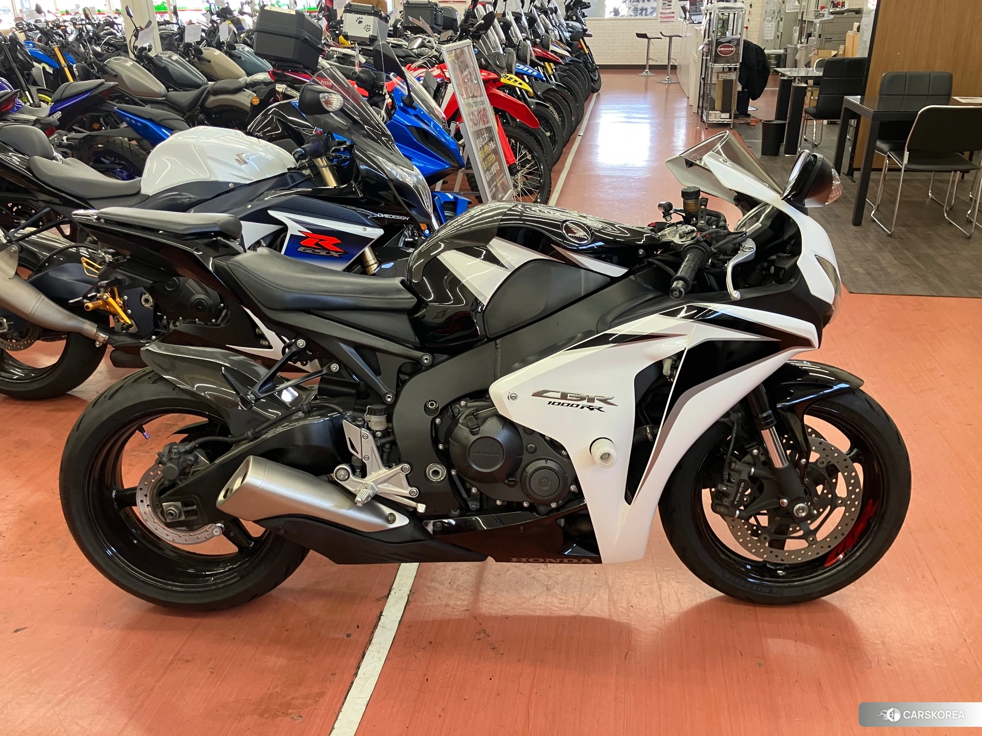Проданный Honda CBR1000RR 2010 из Японии