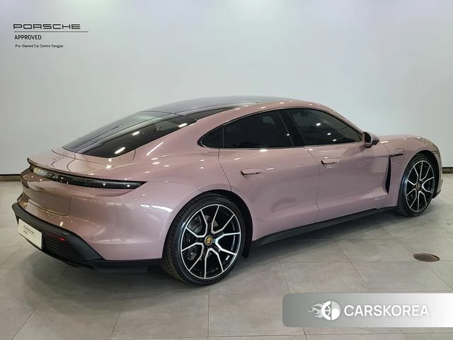 Porsche Taycan id 4201313 из Кореи 12