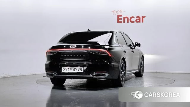 Hyundai The New Grandeur IG id 4603827 из Кореи 12