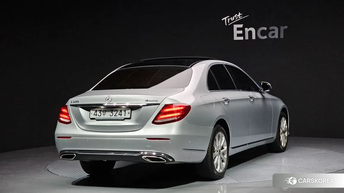 Mercedes-Benz E-Class W213 id 1794343 из Кореи 12