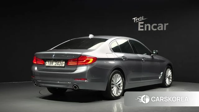 BMW 5 Series (G30) id 4918913 из Кореи 12