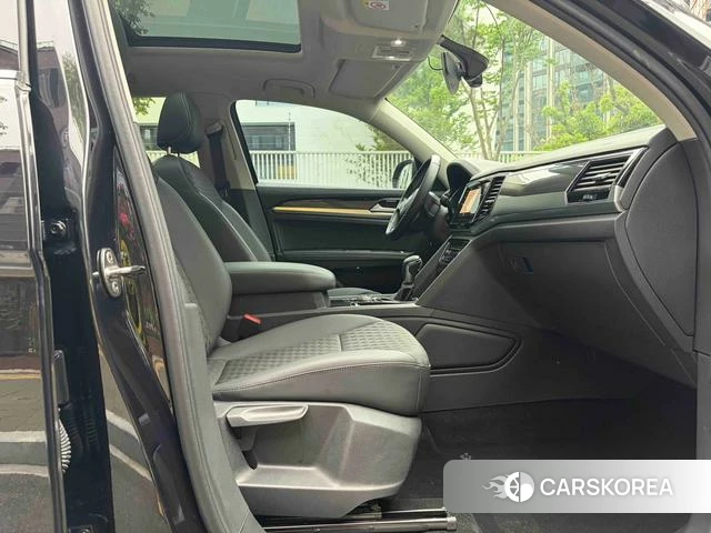 Volkswagen Tourang id 4236331 из Китая 10