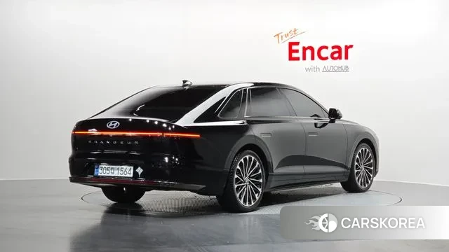 Hyundai Grandeur (GN7) id 3576622 из Кореи 12