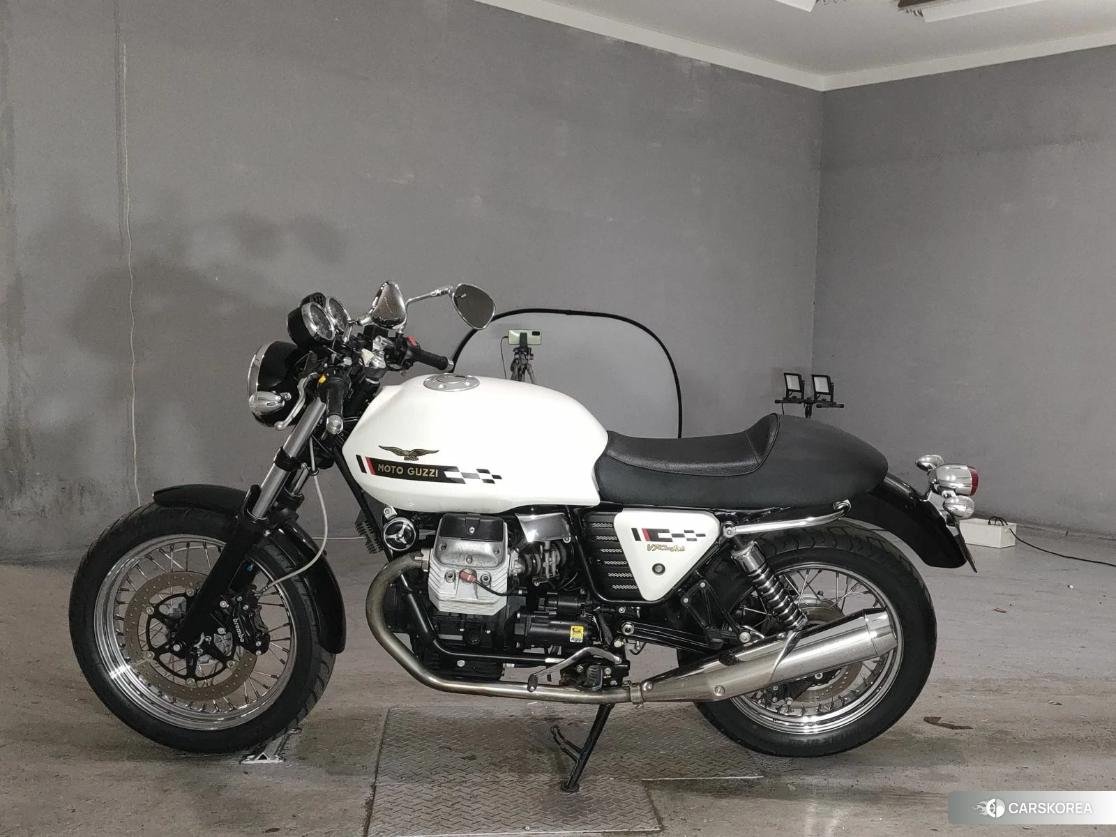 MOTO GUZZI V7 CLASSIC 2010 из Японии, фото 3